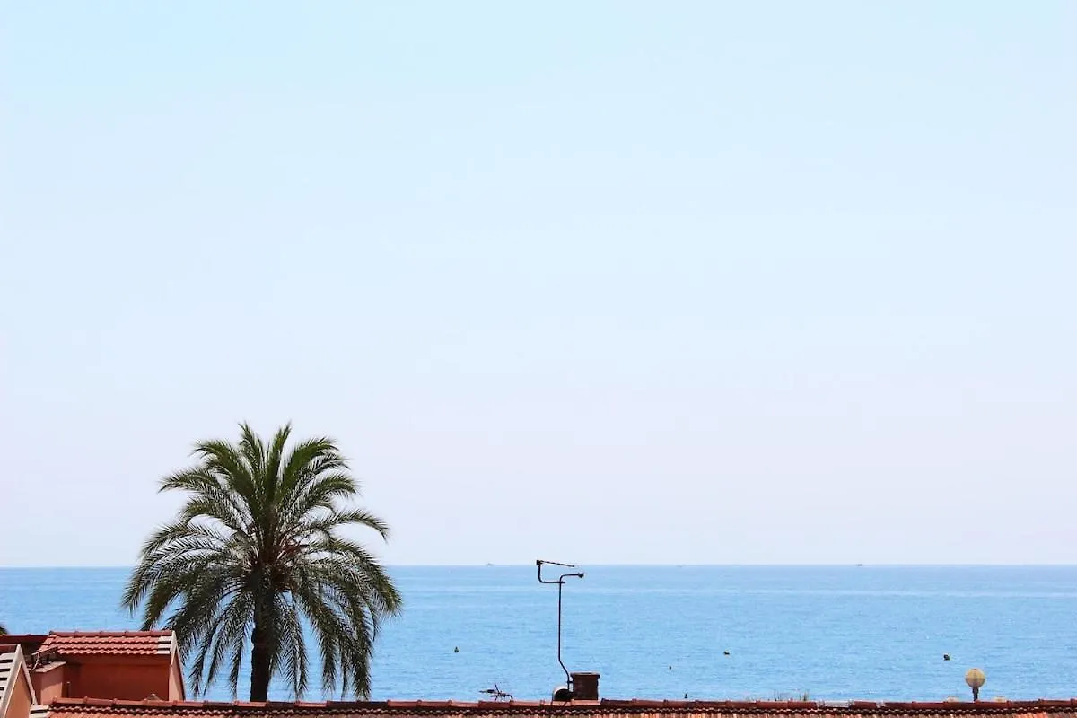 Comfy 2 Min To Beach - Ac Nizza Appartamento