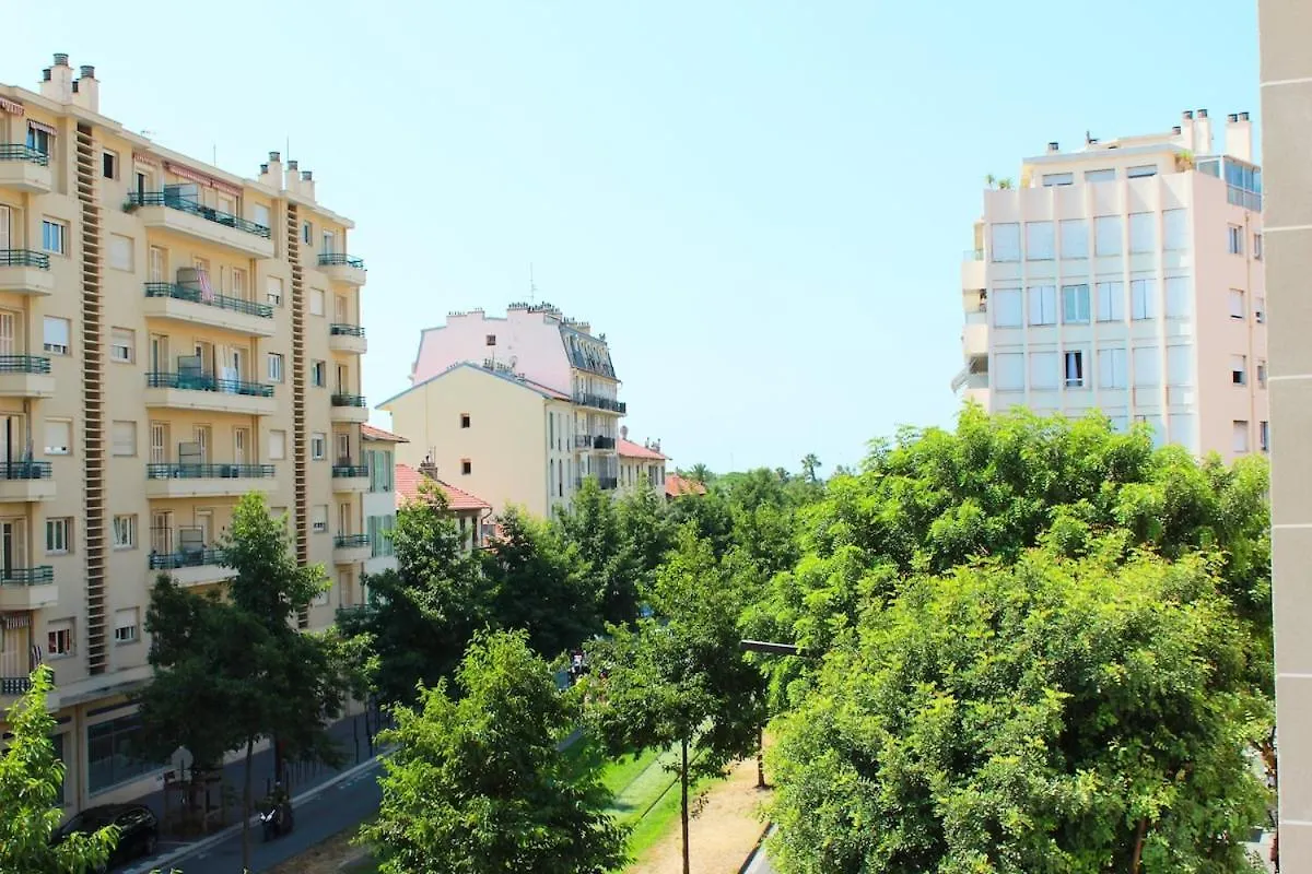 Comfy 2 Min To Beach - Ac Nizza